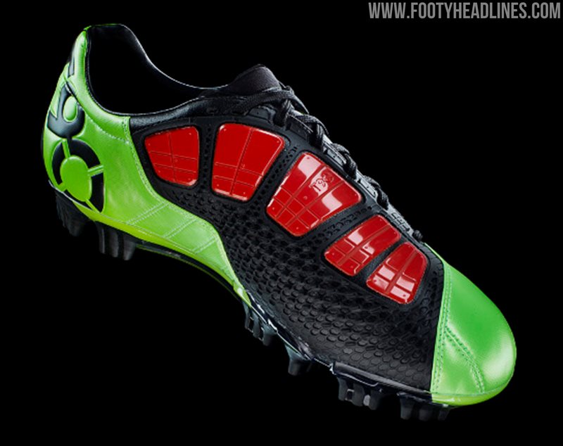 Total 90 sales laser cleats